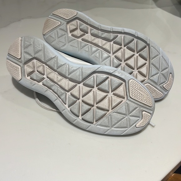 Nike running shoes - Picture 3 of 3